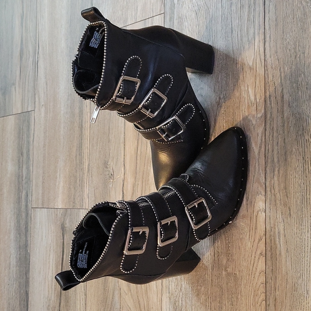 Steve Madden Hattie Boot 7